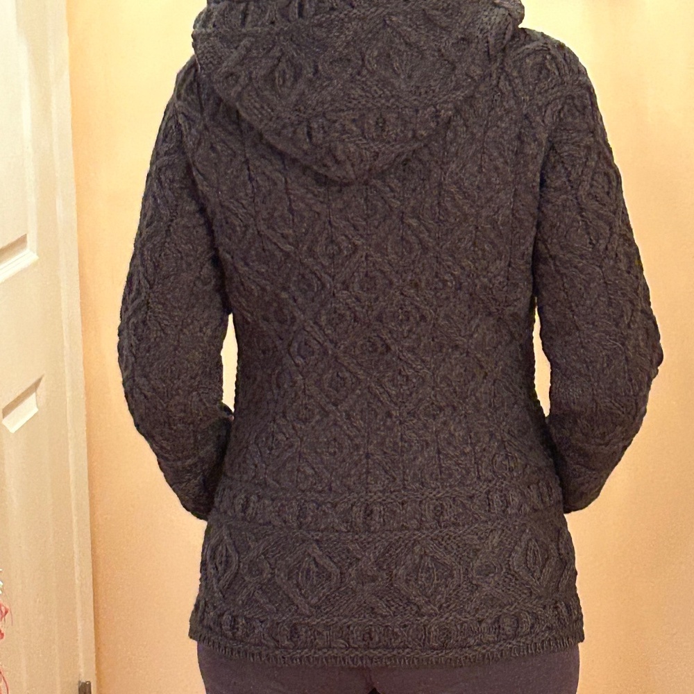 NWT Aran Crafts merino cable hoodie sweater cardigan S - Picture 2 of 16